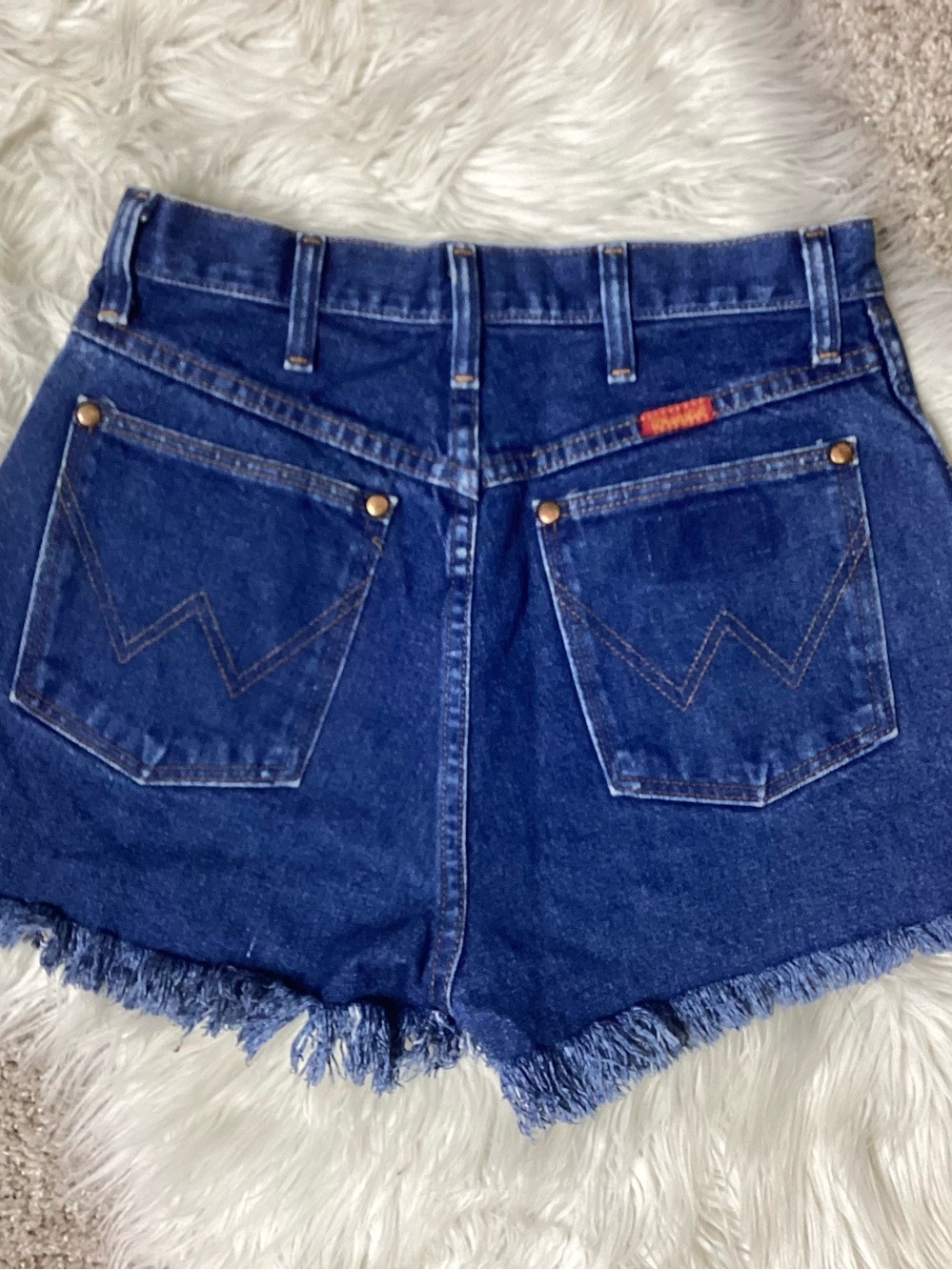 Vtg Wrangler Denim High Waist Shorts 9x30 Waist 28”